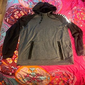 American Eagle Outfitters Men’s Fleece Hoodie